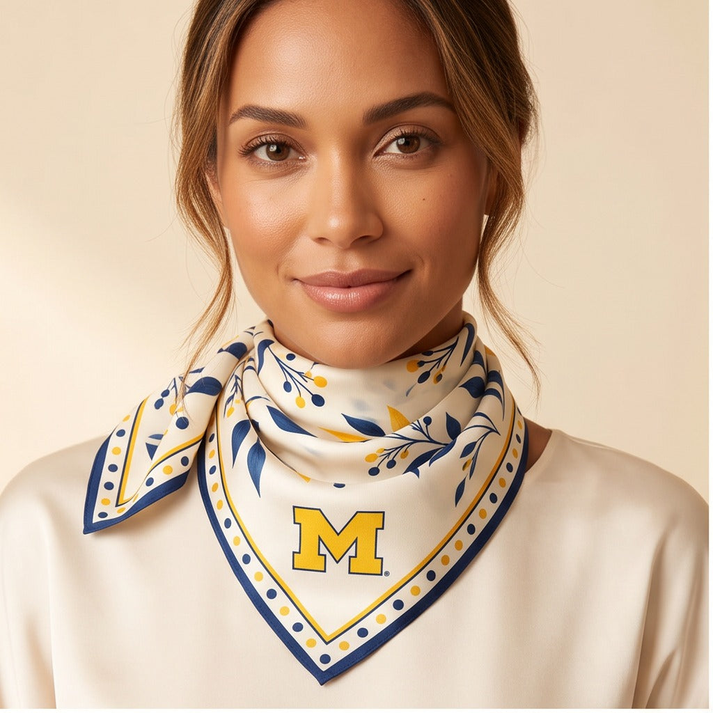 Michigan Honey Scarf neck wrap